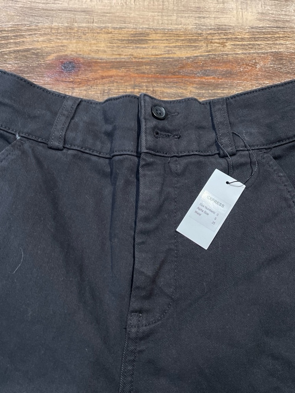 Express Women's Straight-Leg Jean trousers in Black - Picture 2 of 6